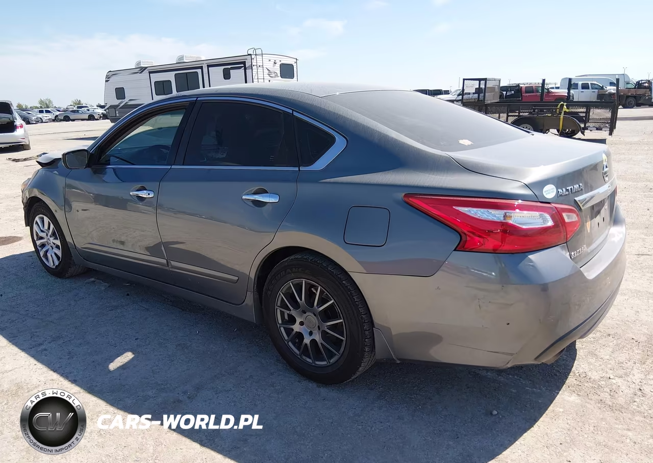 2017 Nissan Altima 2.5 S VIN:1N4AL3AP2HN307568 - 3