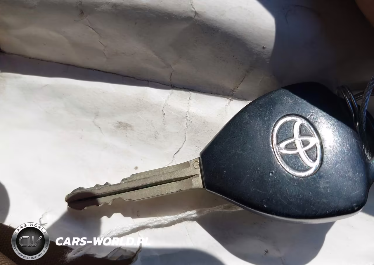 2013 Toyota Corolla Le VIN:5YFBU4EEXDP186568 - 11