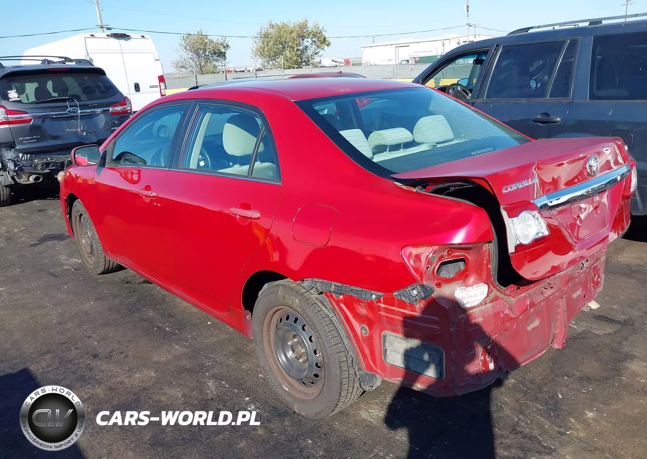 2013 Toyota Corolla Le VIN:5YFBU4EEXDP186568 - 3
