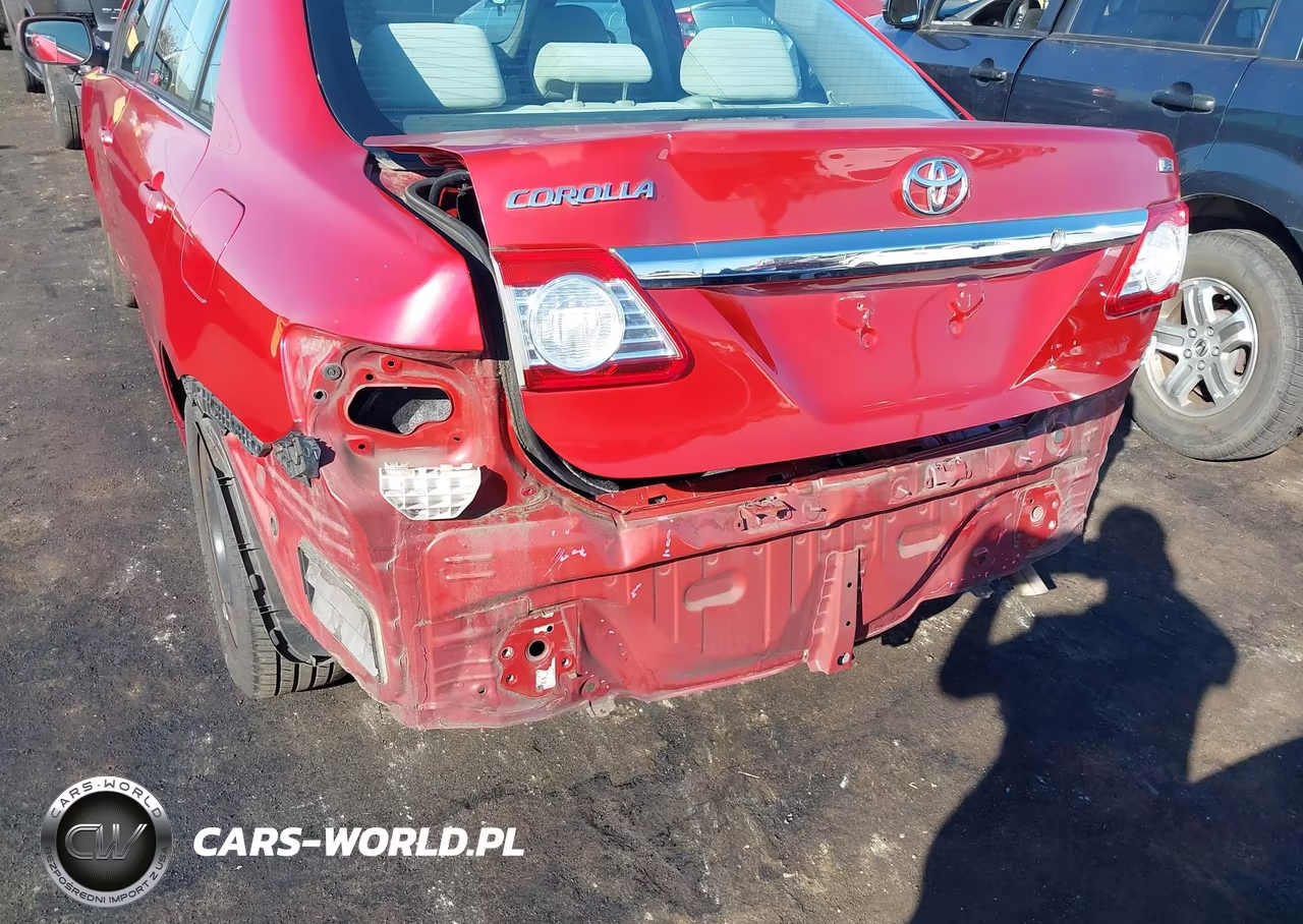 2013 Toyota Corolla Le VIN:5YFBU4EEXDP186568 - 6