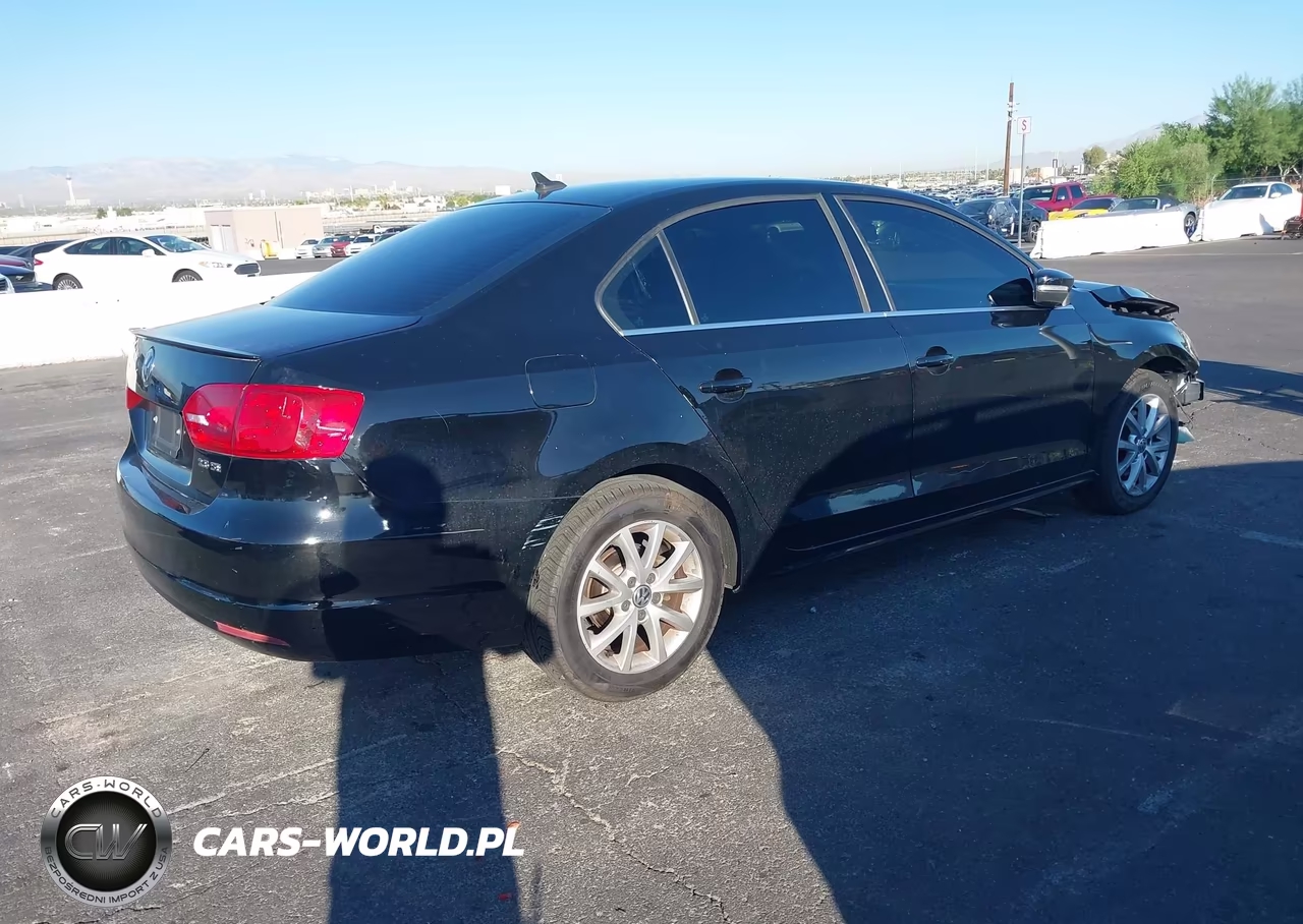 2013 Volkswagen Jetta 2.5L Se VIN:3VWDP7AJ4DM434032 - 4