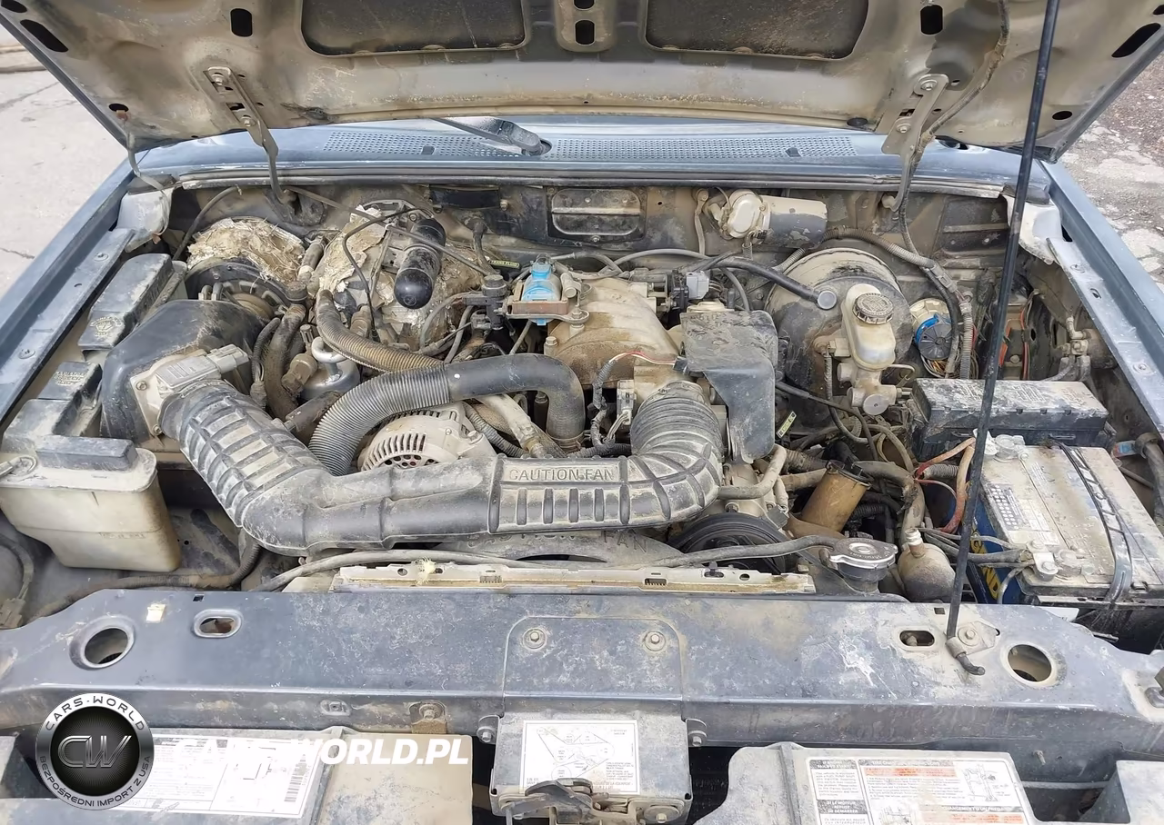 1994 Mazda B3000 Cab Plus VIN:4F4CR16U5RTM70028 - 10