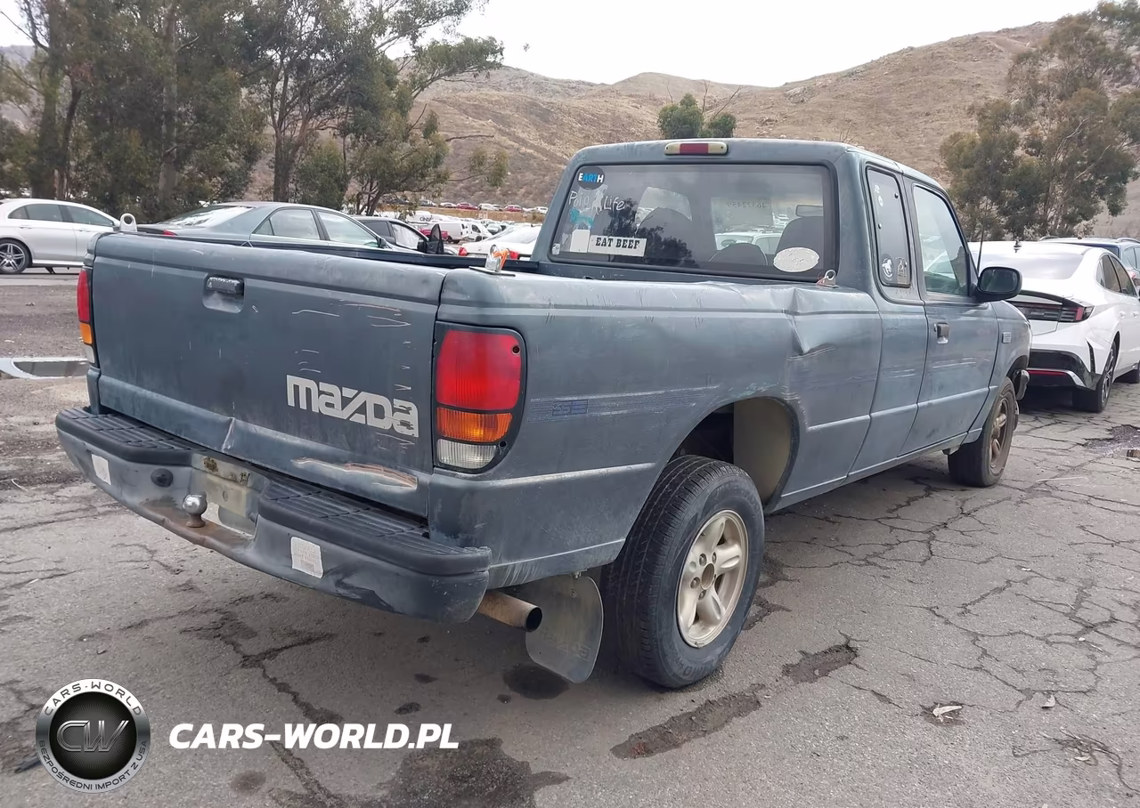 1994 Mazda B3000 Cab Plus VIN:4F4CR16U5RTM70028 - 4