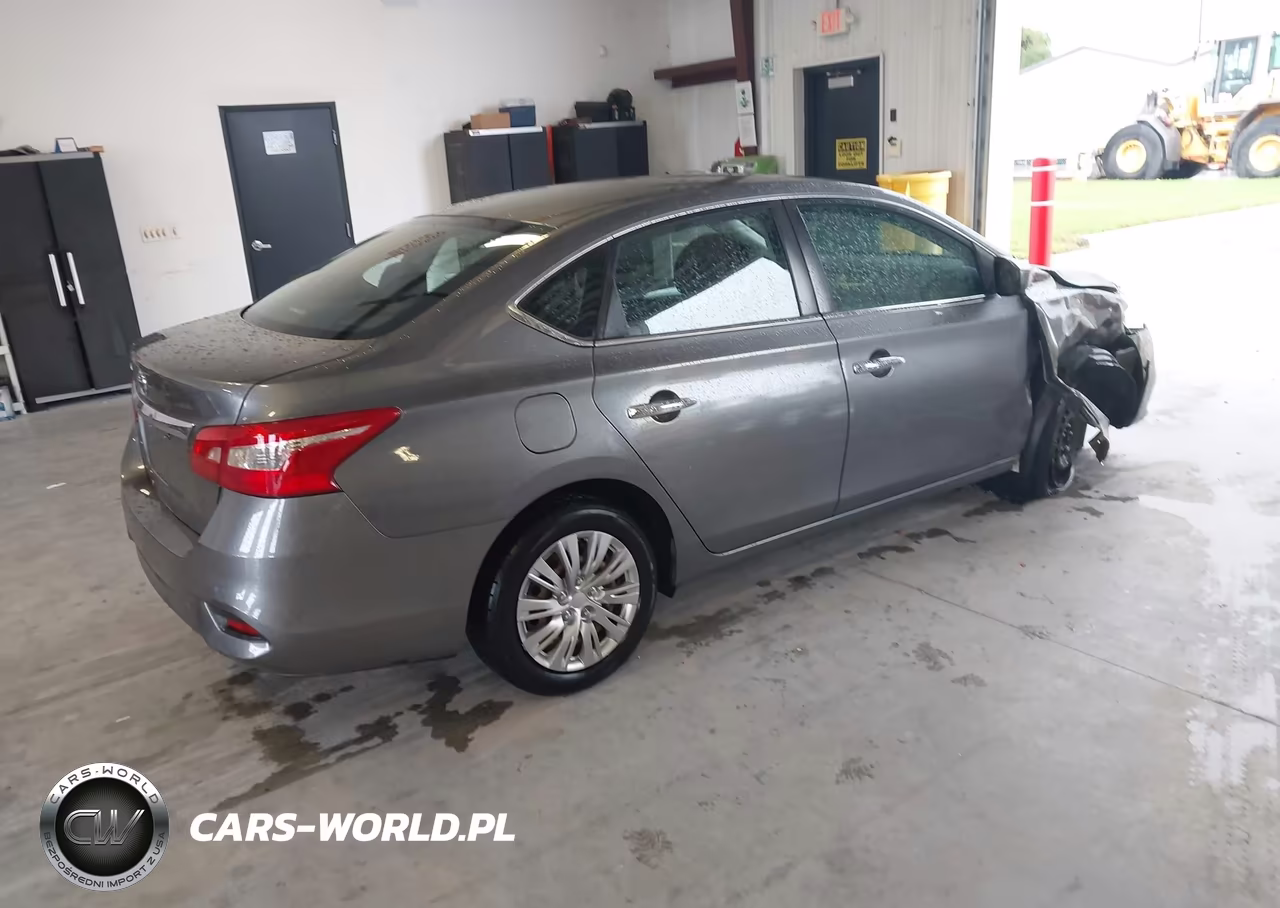 2017 Nissan Sentra S VIN:3N1AB7AP2HY222806 - 4