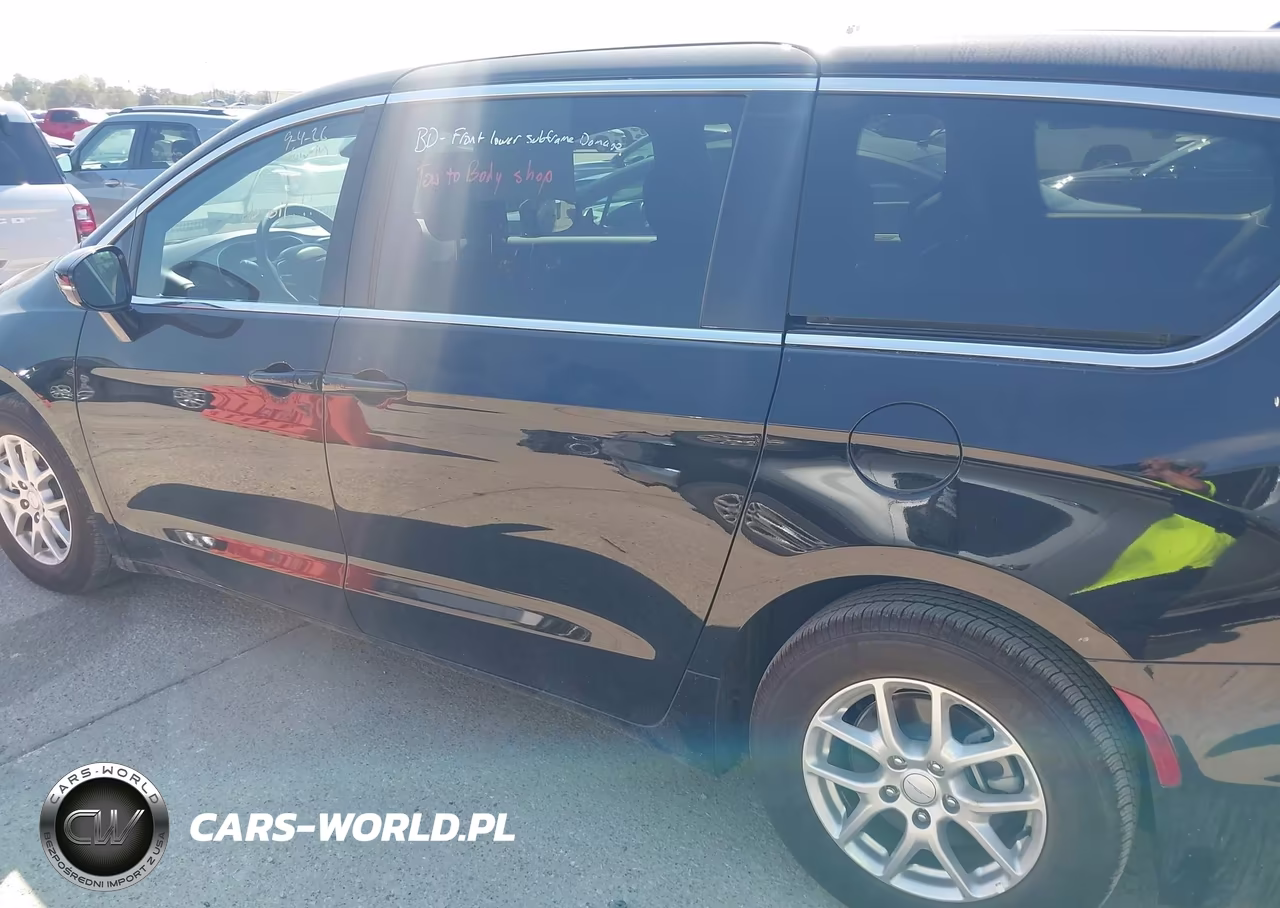 2027 Chrysler Pacifica VIN:2C4RC1BG3VR556315 - 14