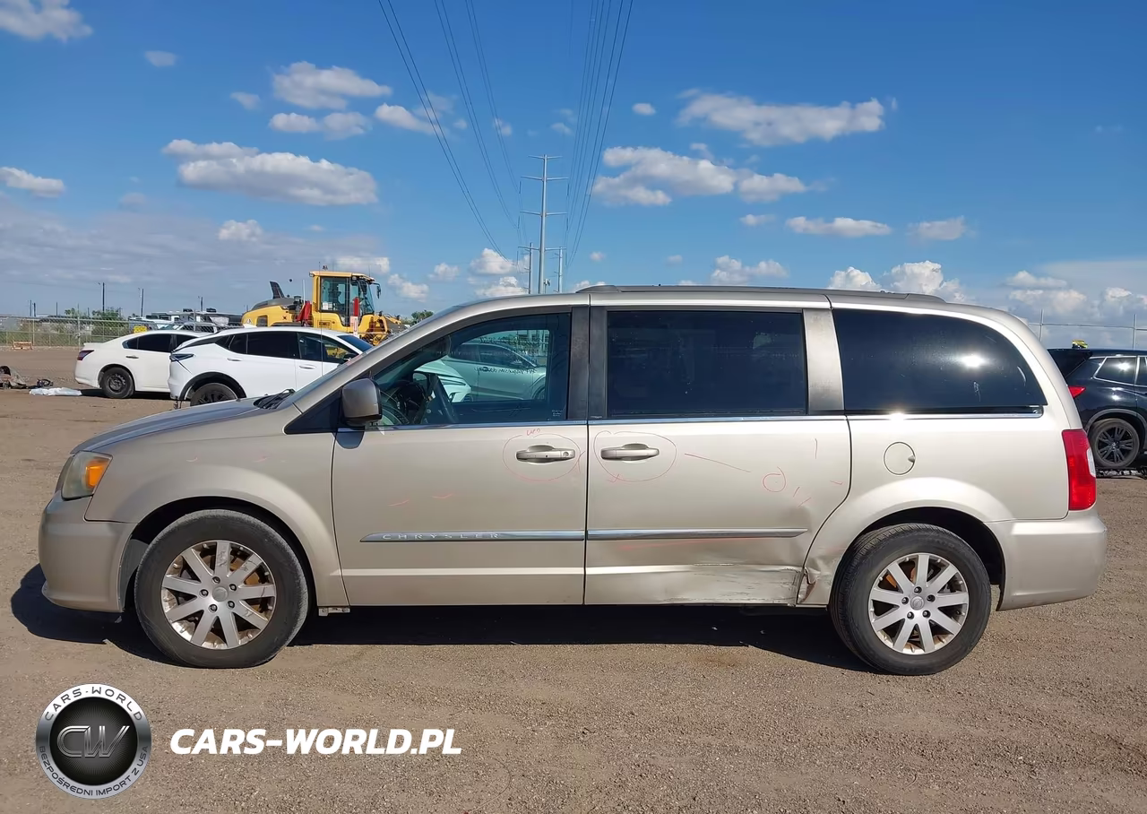 2014 Chrysler Town & Country Touring VIN:2C4RC1BG0ER348103 - 14