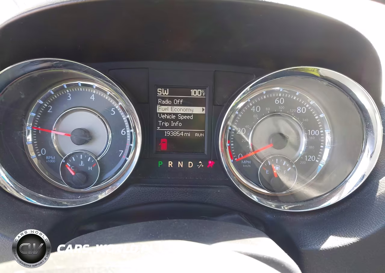 2014 Chrysler Town & Country Touring VIN:2C4RC1BG0ER348103 - 7