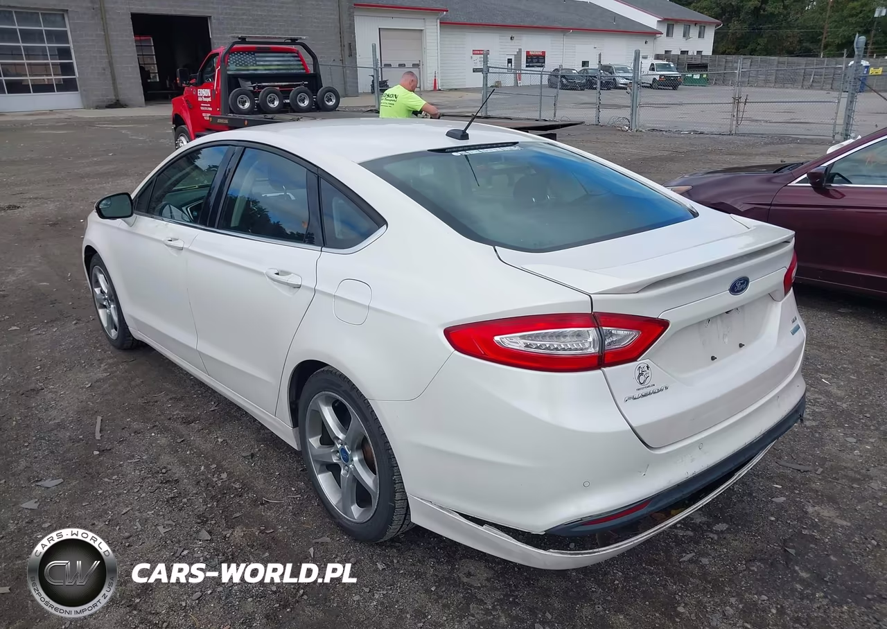 2013 Ford Fusion Se VIN:3FA6P0HR4DR121828 - 3