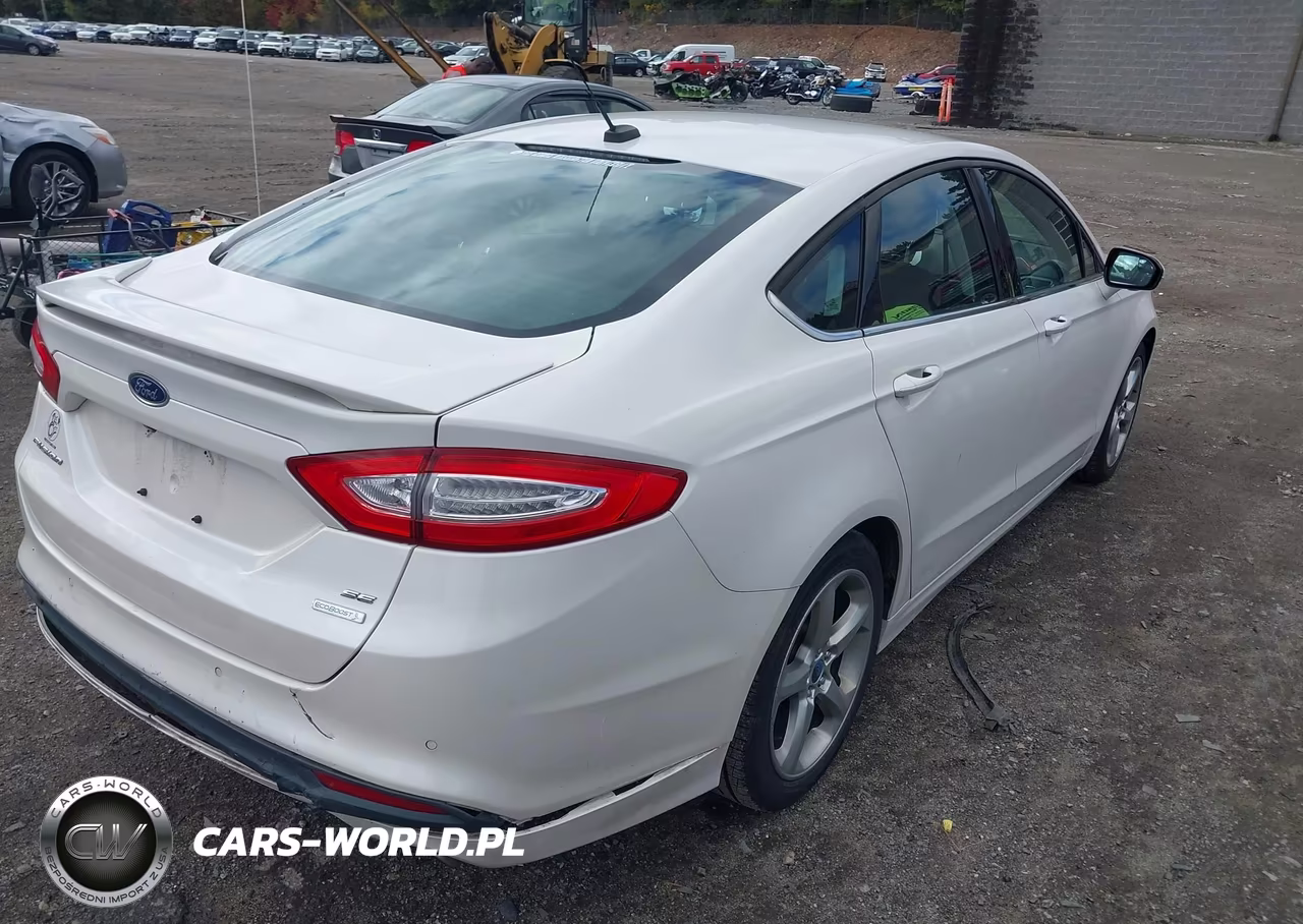 2013 Ford Fusion Se VIN:3FA6P0HR4DR121828 - 4