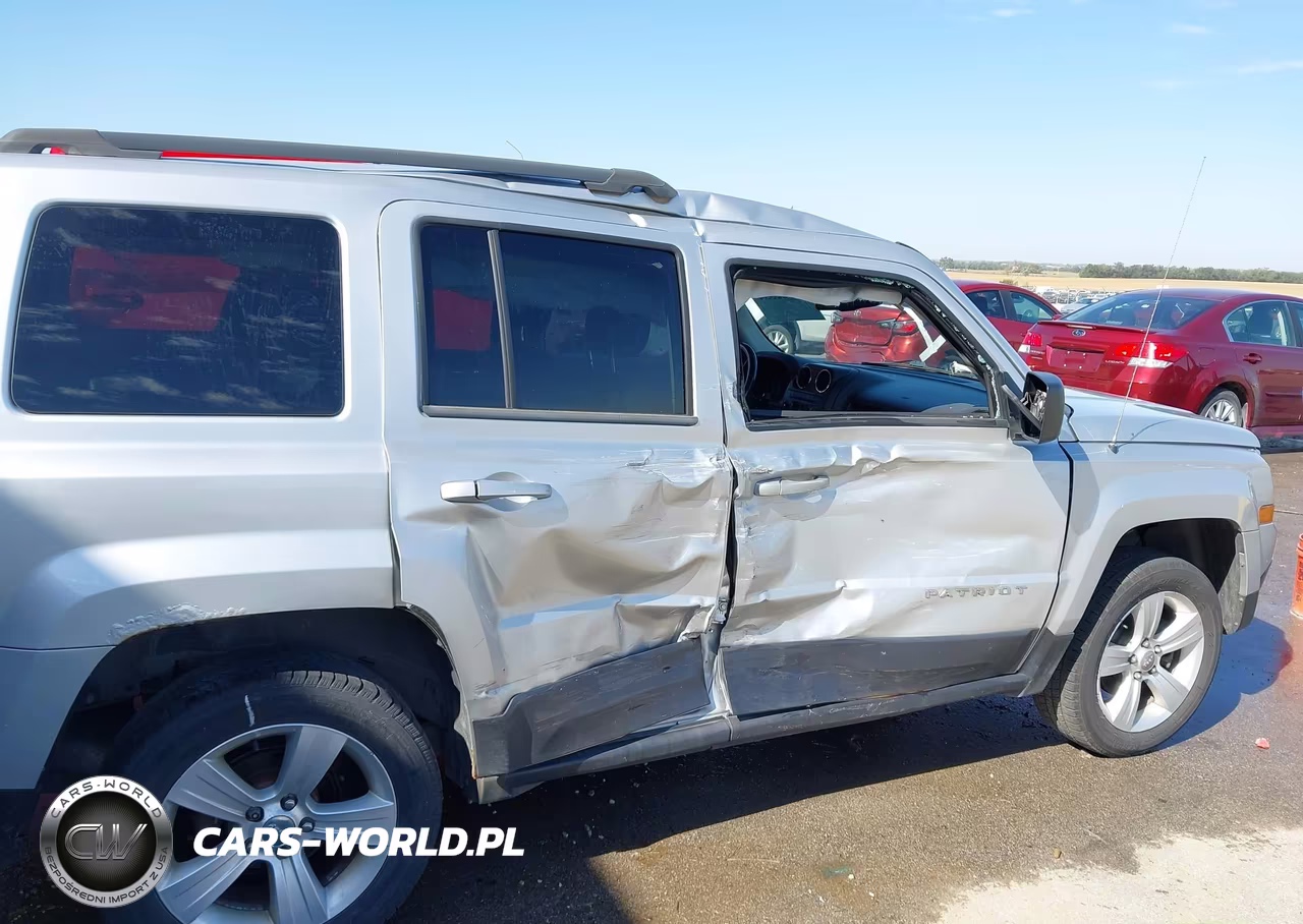 2013 Jeep Patriot Latitude VIN:1C4NJRFBXDD263756 - 6
