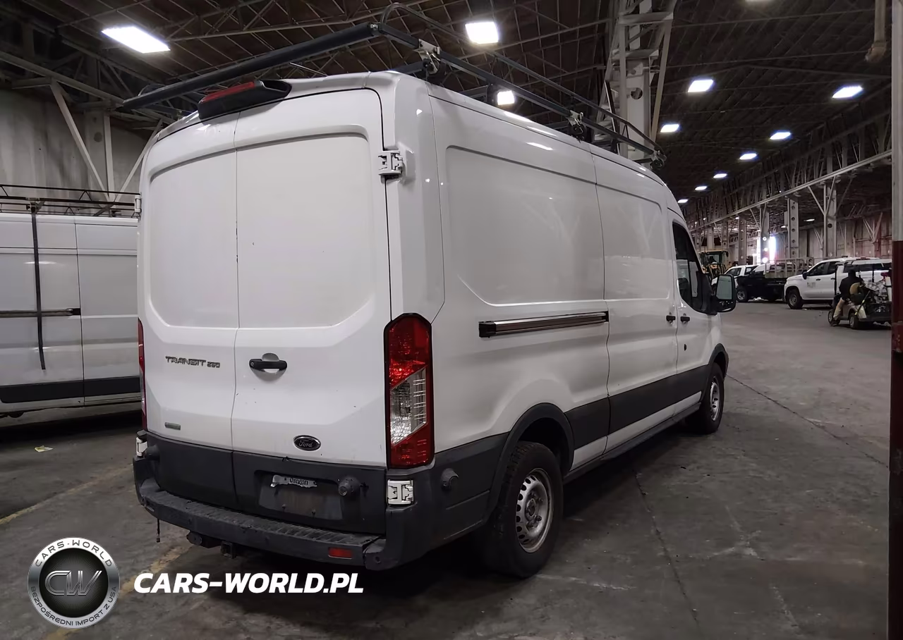 2018 Ford Transit-250 VIN:1FTYR2CG5JKA52131 - 4