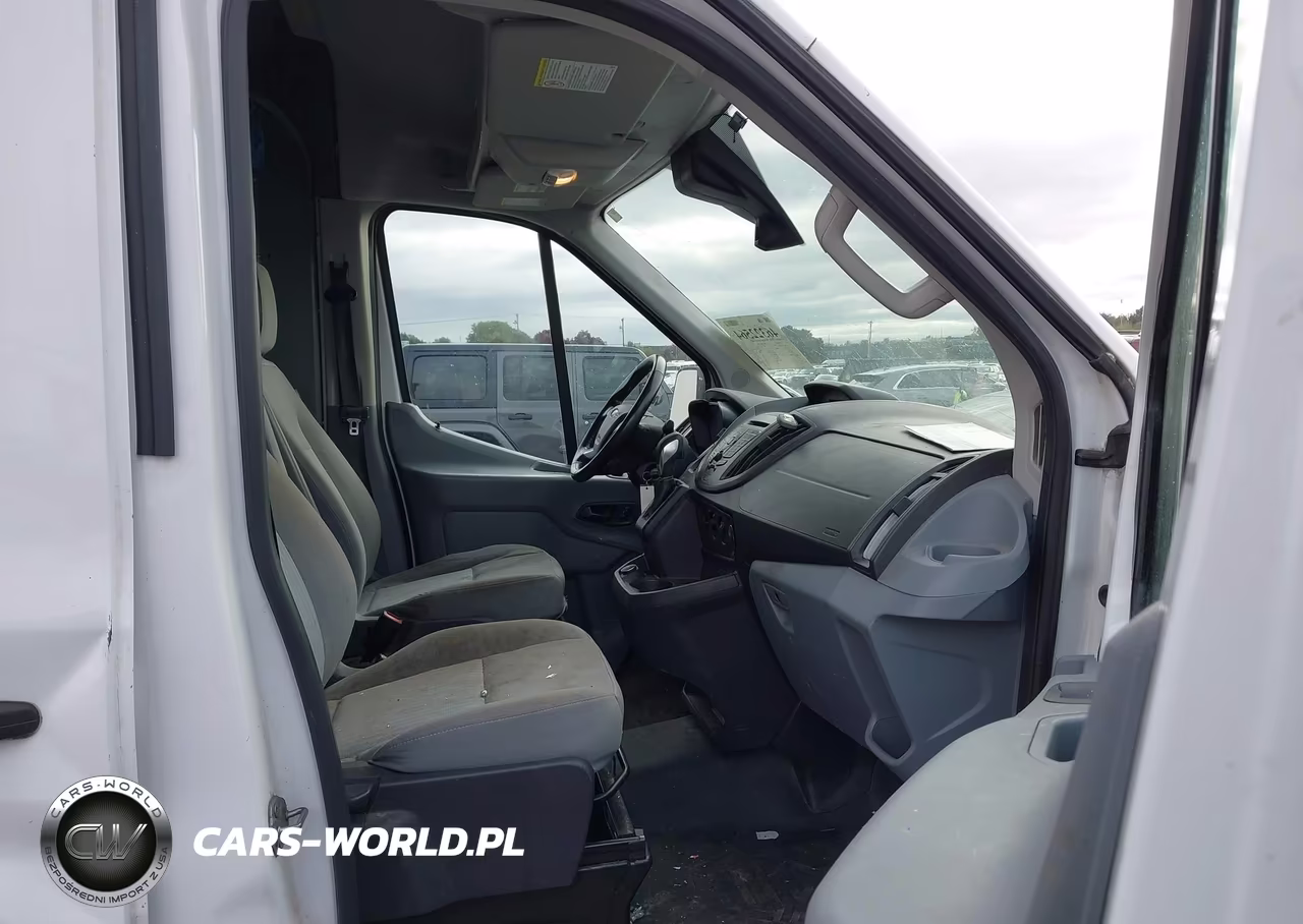 2018 Ford Transit-250 VIN:1FTYR2CG5JKA52131 - 5