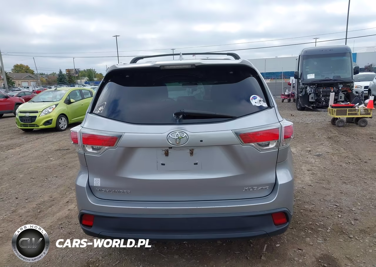 2016 Toyota Highlander Xle V6 VIN:5TDJKRFH3GS354845 - 16