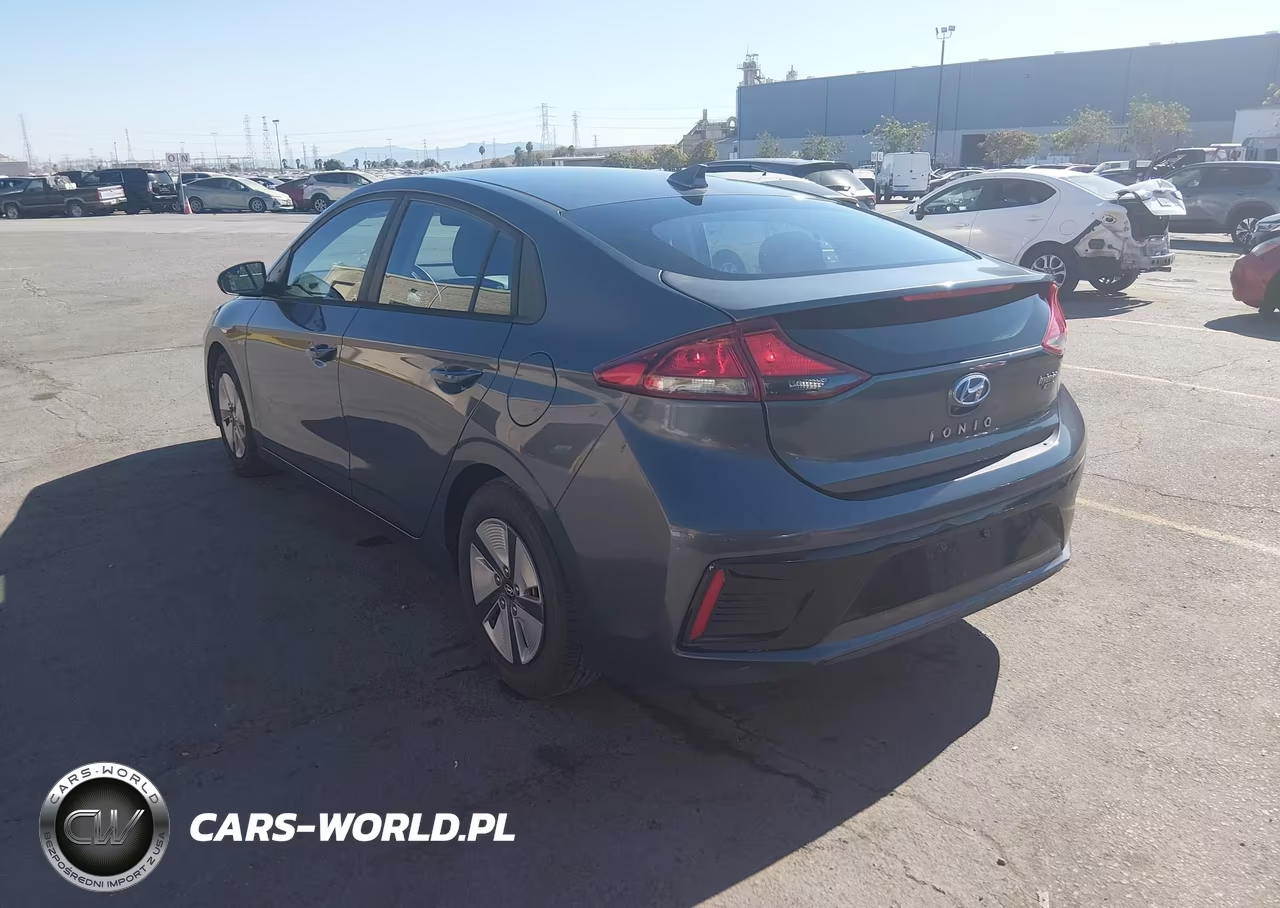 2018 Hyundai Ioniq Hybrid Blue VIN:KMHC65LCXJU100580 - 3