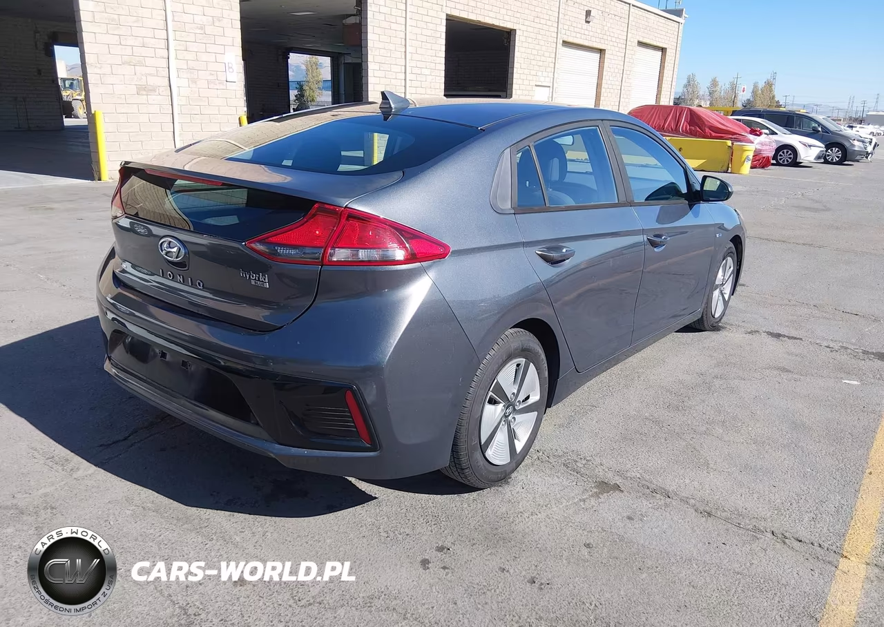 2018 Hyundai Ioniq Hybrid Blue VIN:KMHC65LCXJU100580 - 4