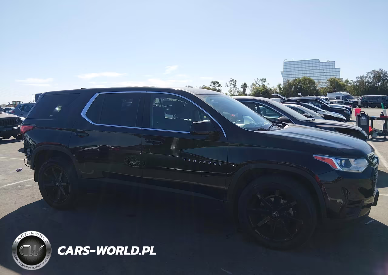 2018 Chevrolet Traverse Ls VIN:1GNERFKW2JJ271466 - 13