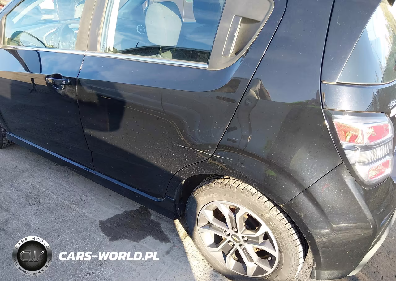 2017 Chevrolet Sonic Lt Auto VIN:1G1JD6SH1H4177698 - 6