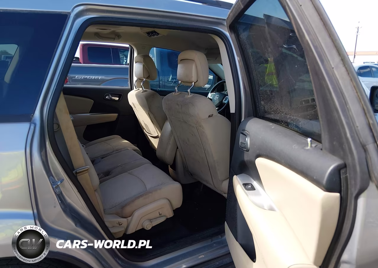 2018 Dodge Journey Sxt VIN:3C4PDCBG3JT274165 - 8