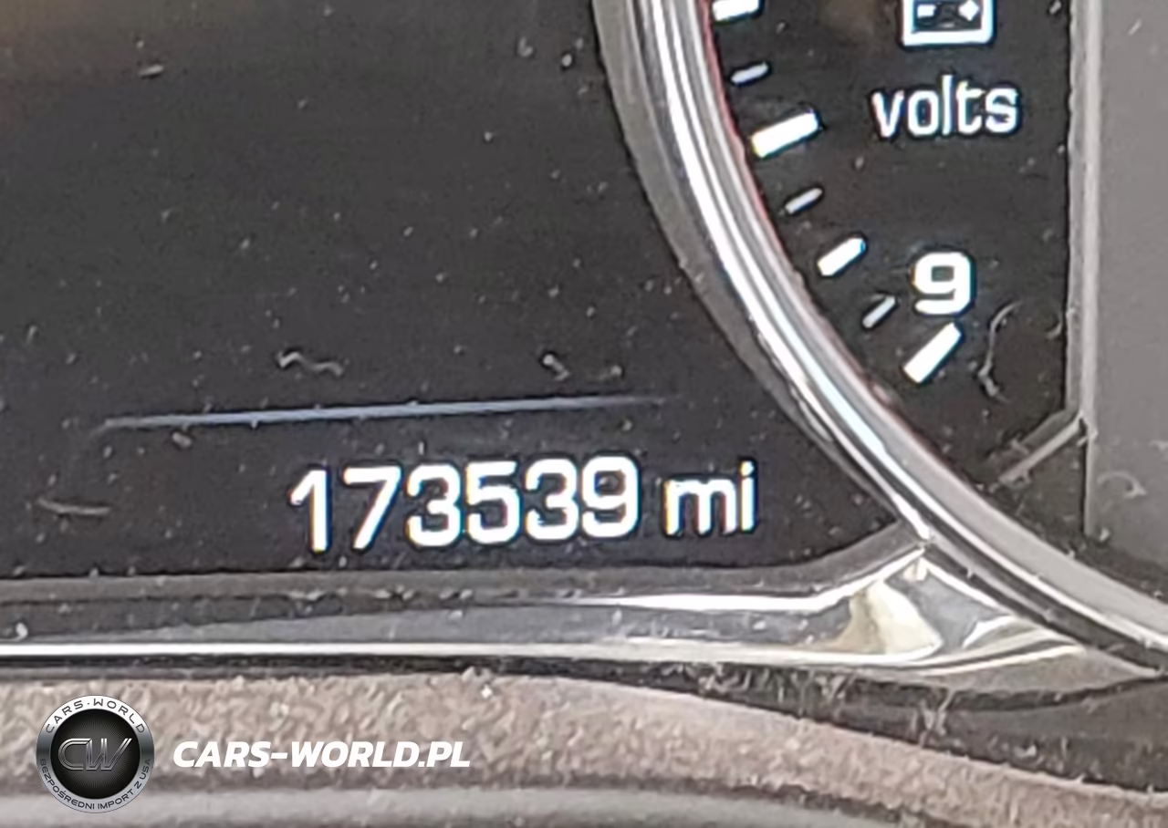 2017 GMC Acadia Denali VIN:1GKKNPLS2HZ160022 - 16