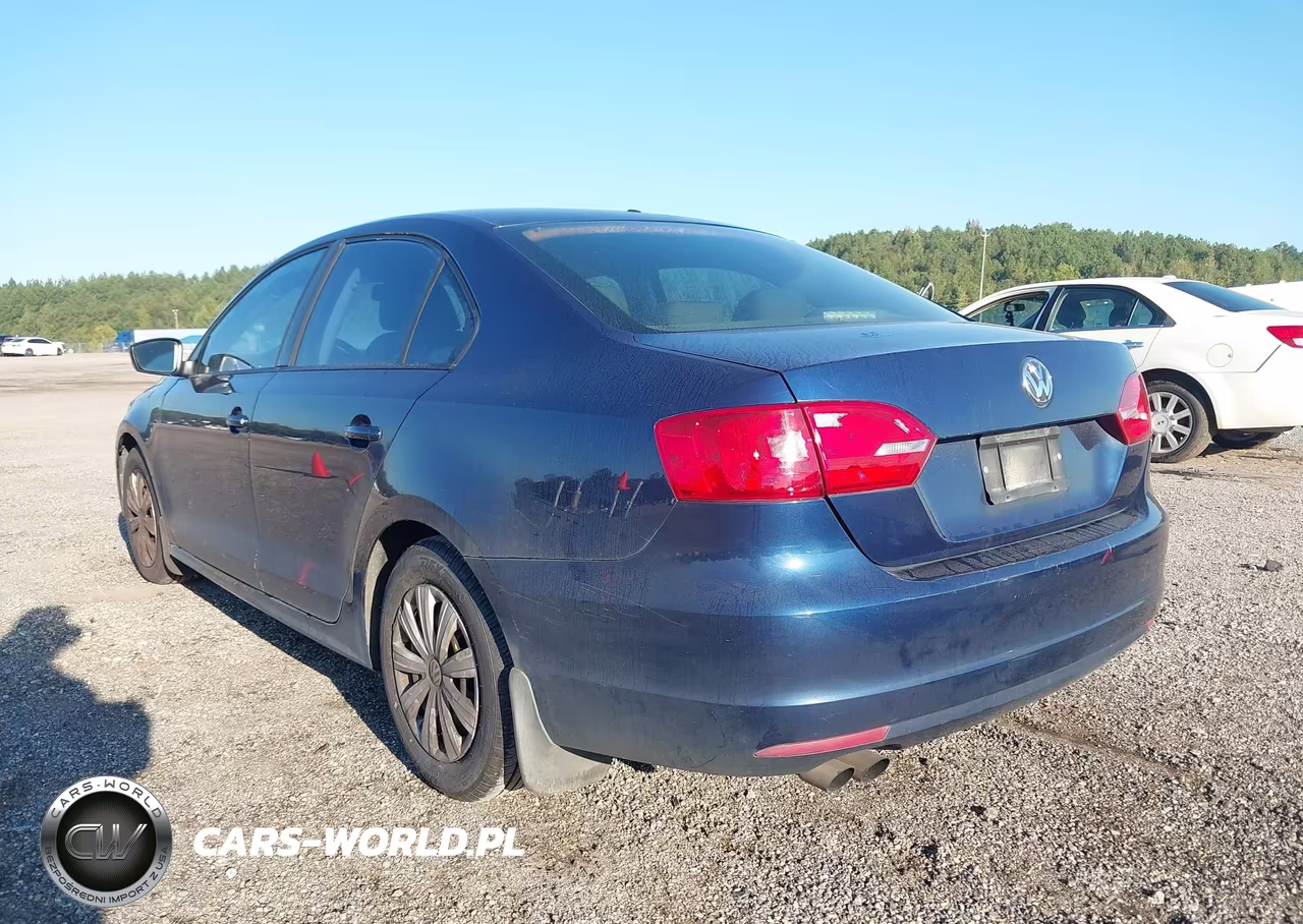 2014 Volkswagen Jetta 2.0L S VIN:3VW2K7AJXEM209072 - 3