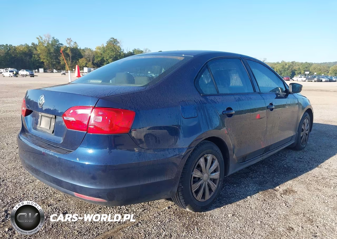 2014 Volkswagen Jetta 2.0L S VIN:3VW2K7AJXEM209072 - 4