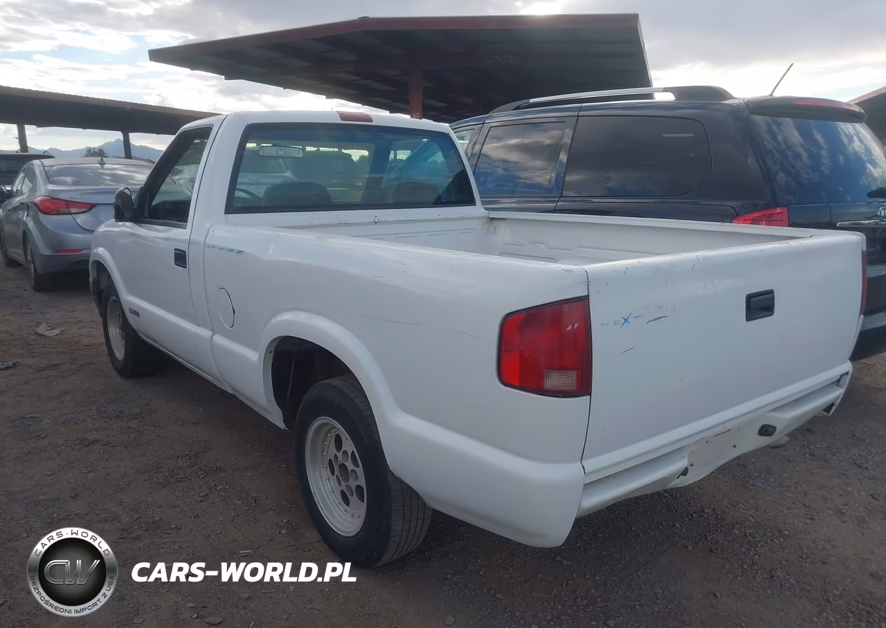 1997 Chevrolet S-10 Fleetside VIN:1GCCS1446VK185922 - 3