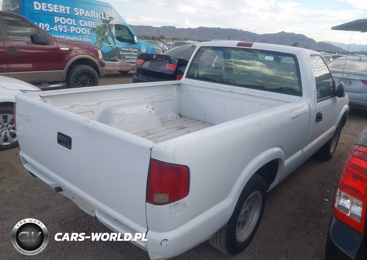 1997 Chevrolet S-10 Fleetside VIN:1GCCS1446VK185922 - 4