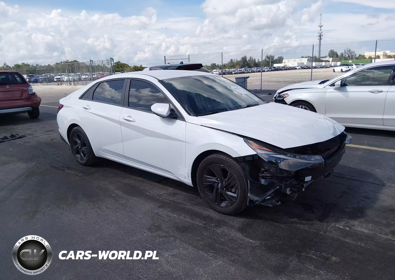 2022 Hyundai Elantra Sel