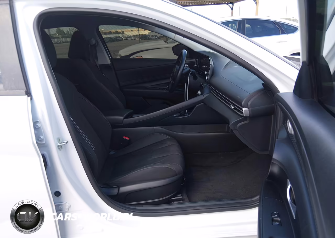 2022 Hyundai Elantra Sel VIN:5NPLS4AG7NH062919 - 5