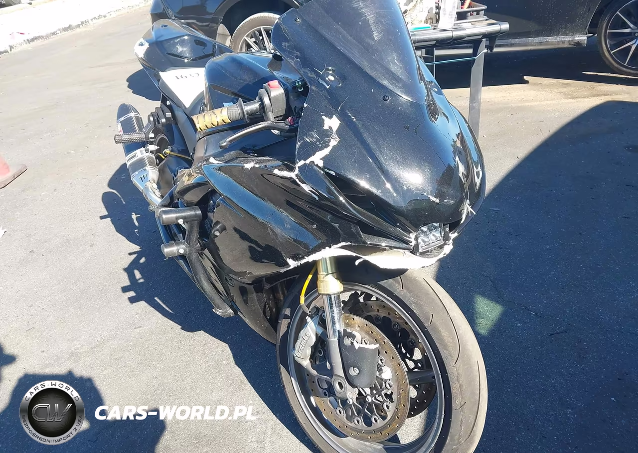 2011 Suzuki Gsx750 – zdjęcie 1 z 13