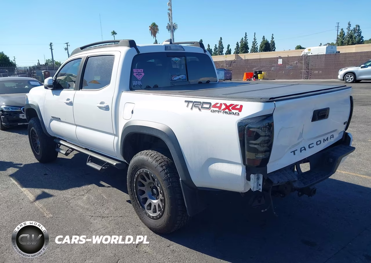 2021 Toyota Tacoma Trd Off-Road VIN:3TMCZ5AN9MM444782 - 3