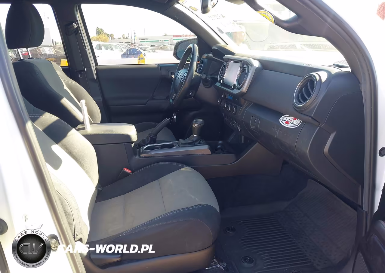 2021 Toyota Tacoma Trd Off-Road VIN:3TMCZ5AN9MM444782 - 5