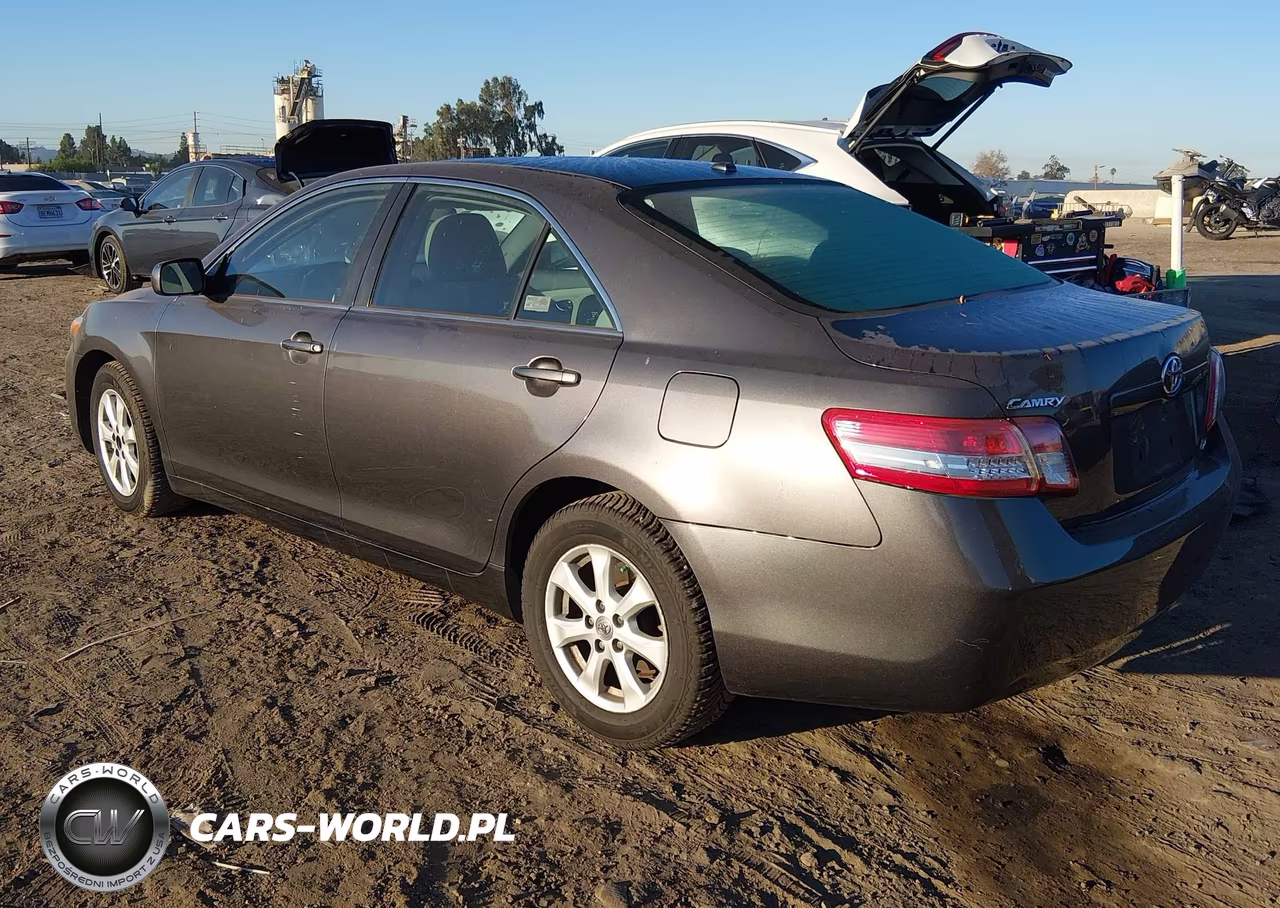 2011 Toyota Camry Le VIN:4T4BF3EK7BR176916 - 3