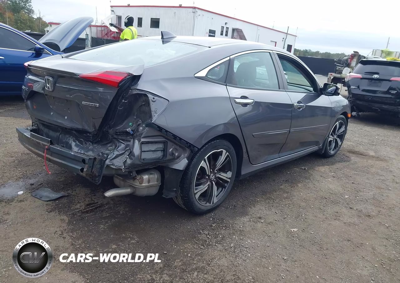 2017 Honda Civic Touring VIN:19XFC1F95HE205331 - 4