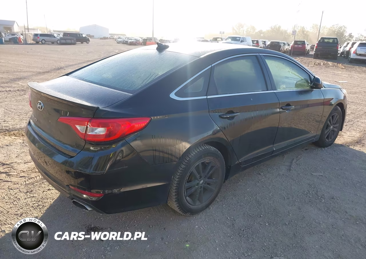 2016 Hyundai Sonata Se VIN:5NPE24AF2GH304373 - 4