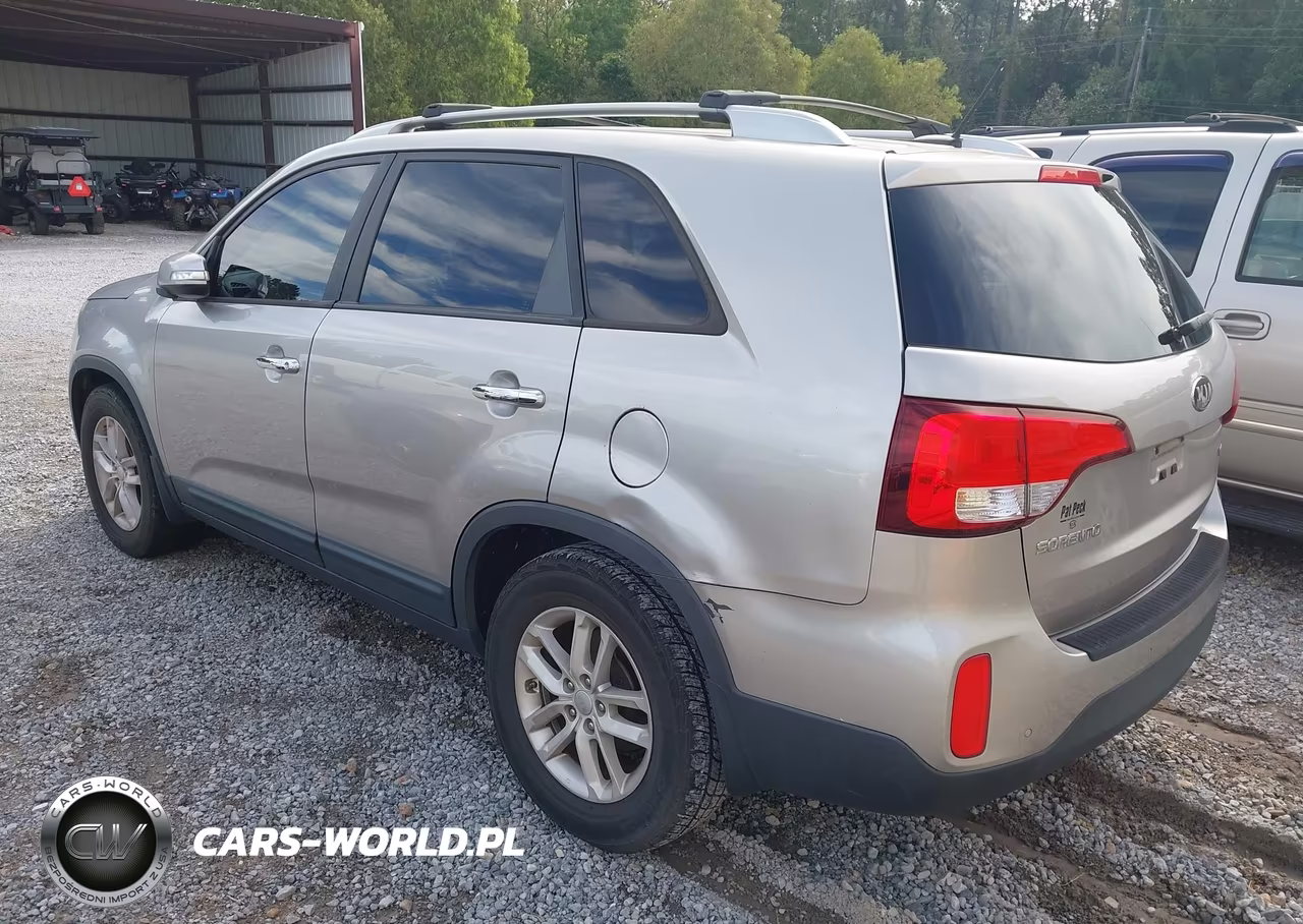 2014 Kia Sorento Lx V6 VIN:5XYKT4A75EG517458 - 3