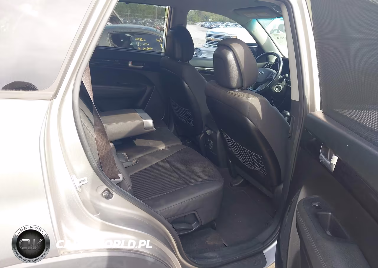 2014 Kia Sorento Lx V6 VIN:5XYKT4A75EG517458 - 8