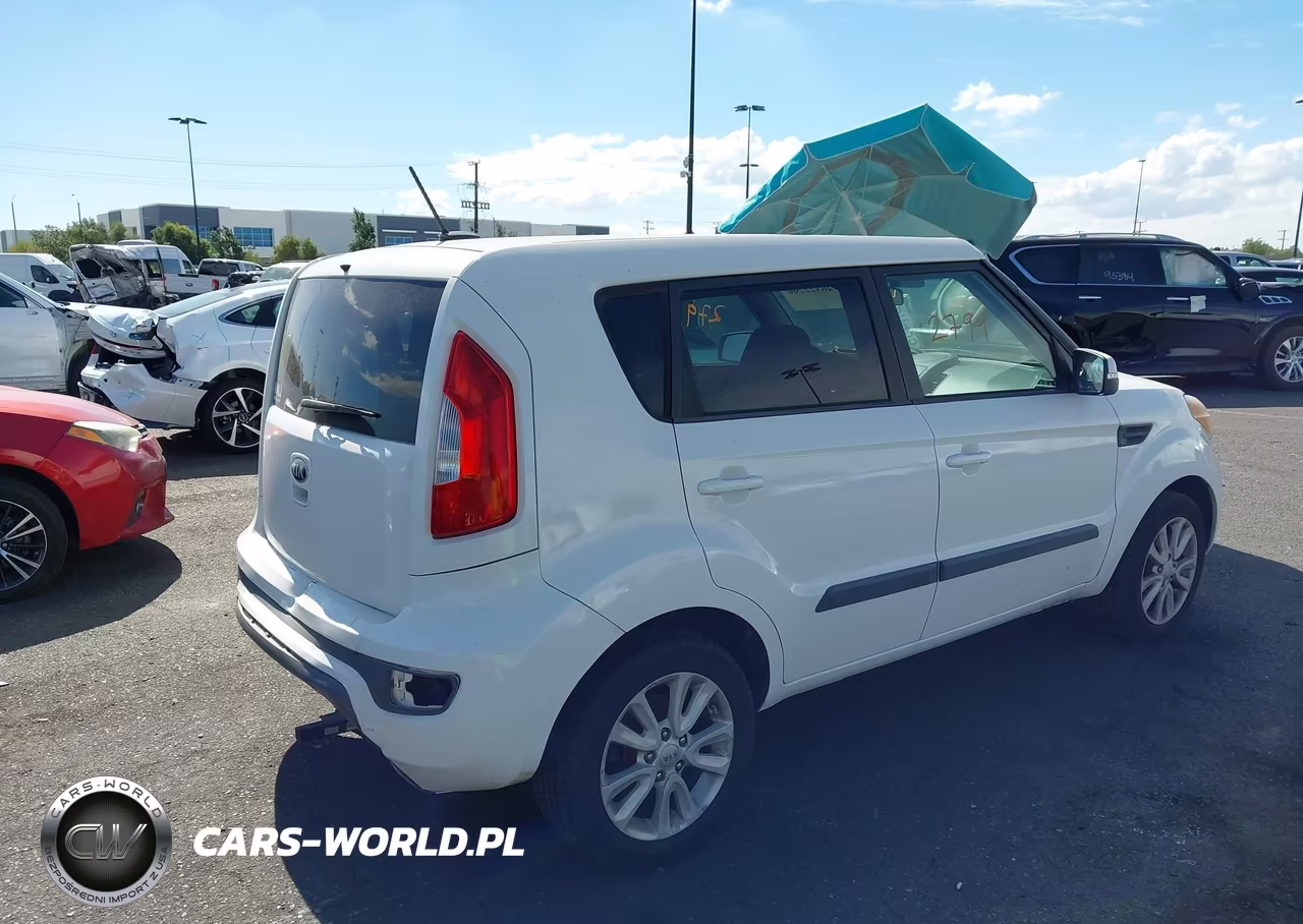 2013 Kia Soul + VIN:KNDJT2A63D7520748 - 4