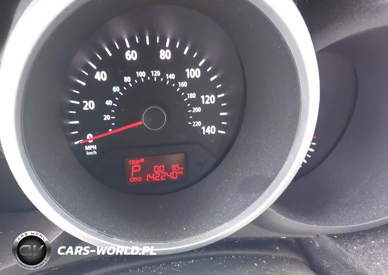 2013 Kia Soul + VIN:KNDJT2A63D7520748 - 7
