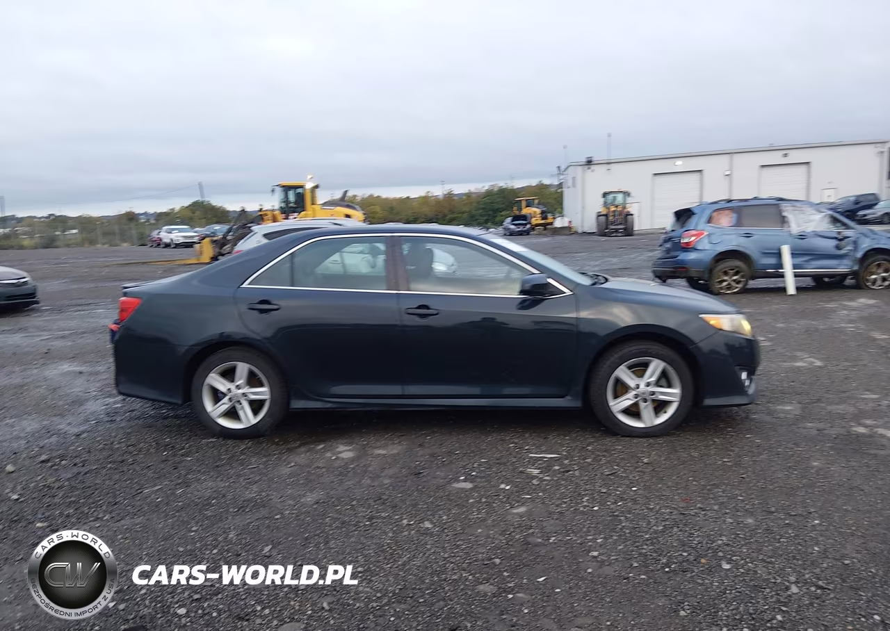 2014 Toyota Camry Se VIN:4T1BF1FK2EU340252 - 13