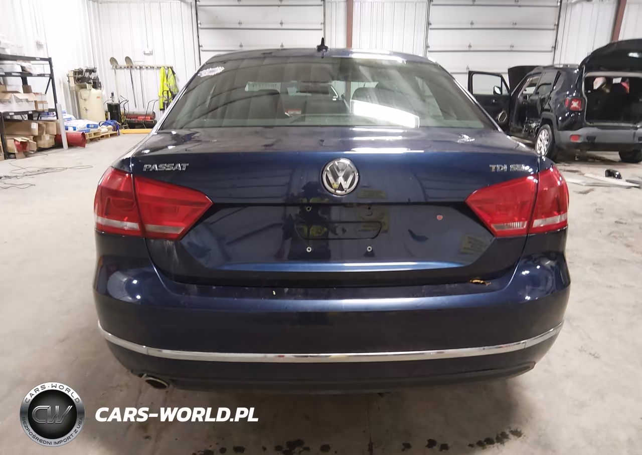2015 Volkswagen Passat 2.0L Tdi Sel Premium VIN:1VWCV7A34FC108190 - 17