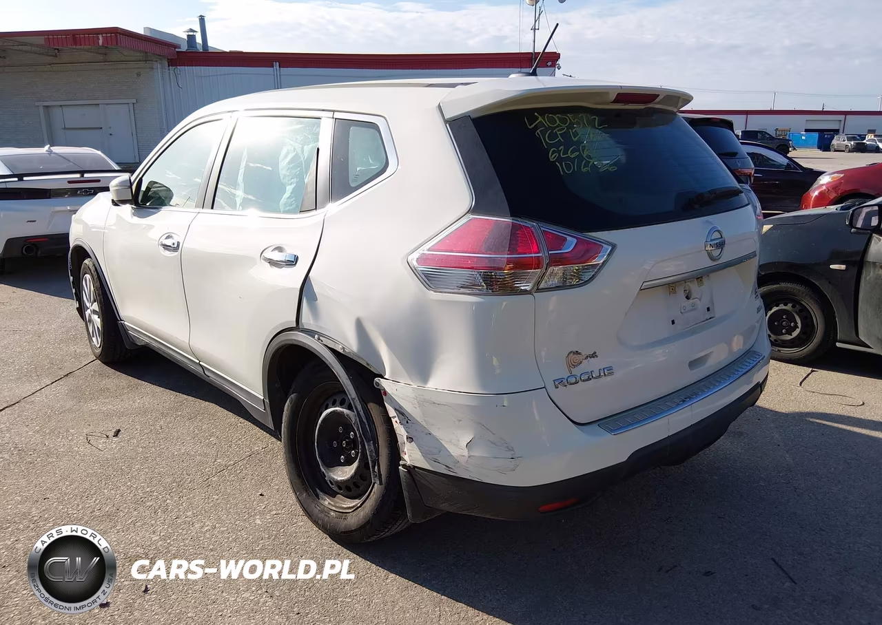 2015 Nissan Rogue S VIN:5N1AT2MV4FC883777 - 3