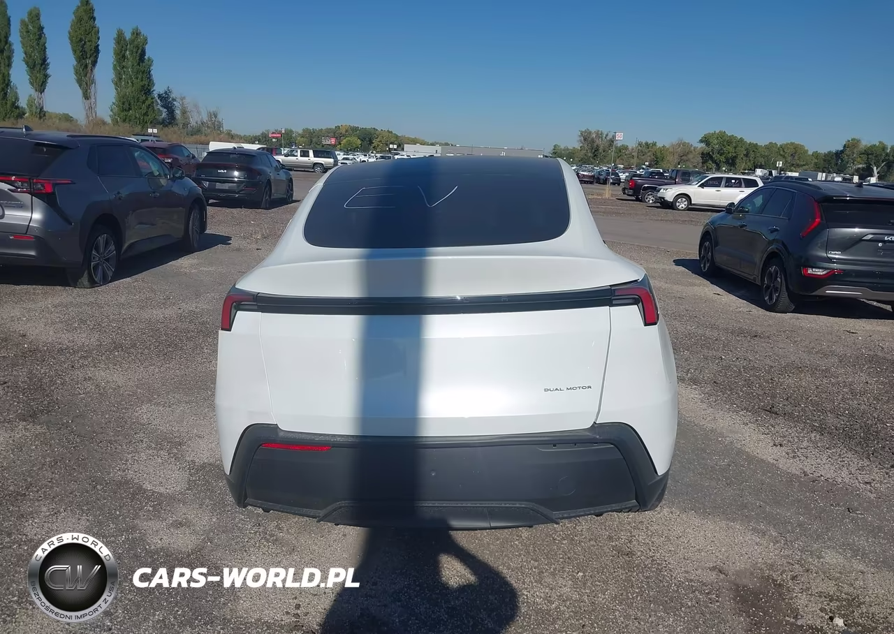 2026 Tesla Model Y All-Wheel Drive-Long Range Launch Series-Premium All-Wheel Drive VIN:7SAYGDEEXTA662135 - 15