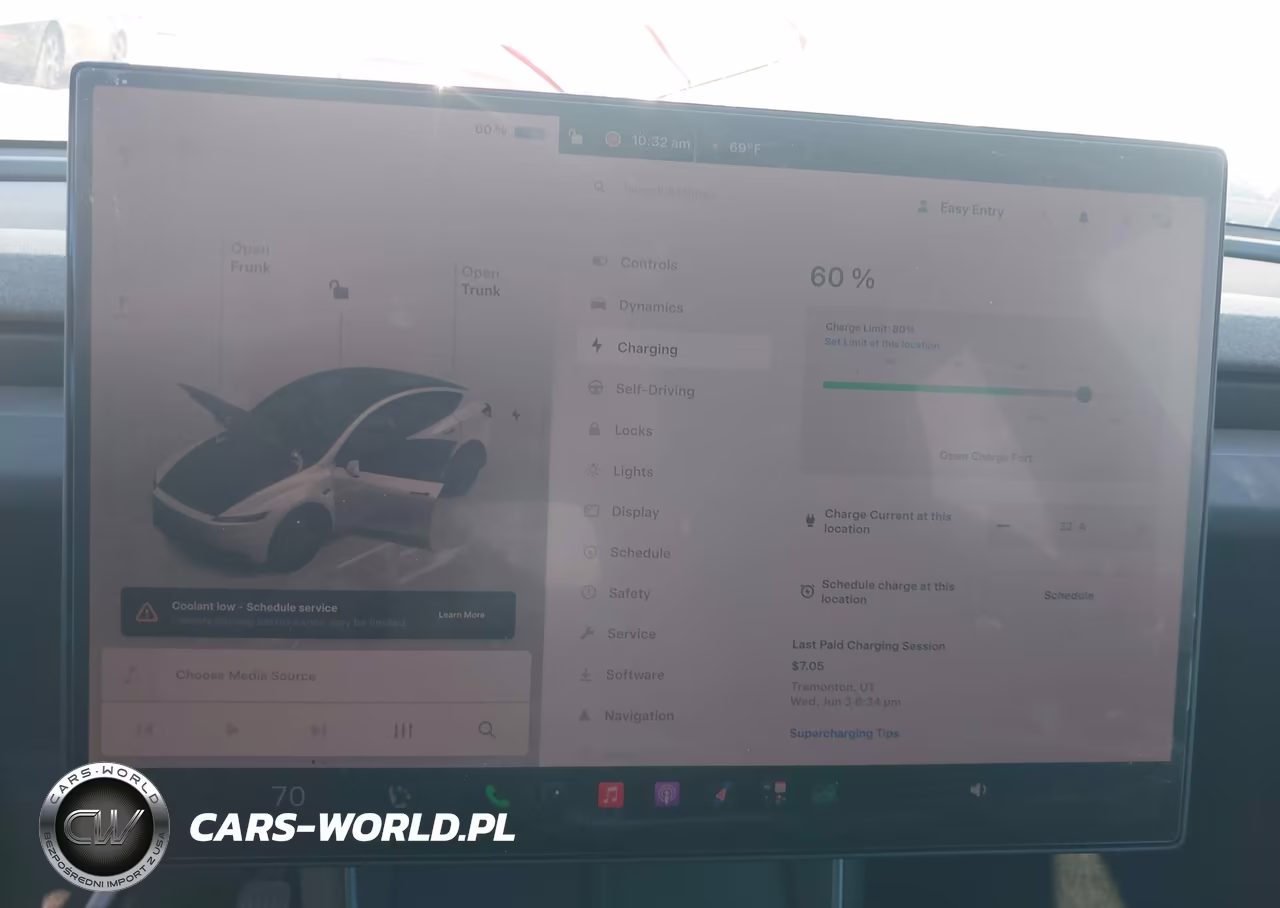 2026 Tesla Model Y All-Wheel Drive-Long Range Launch Series-Premium All-Wheel Drive VIN:7SAYGDEEXTA662135 - 17