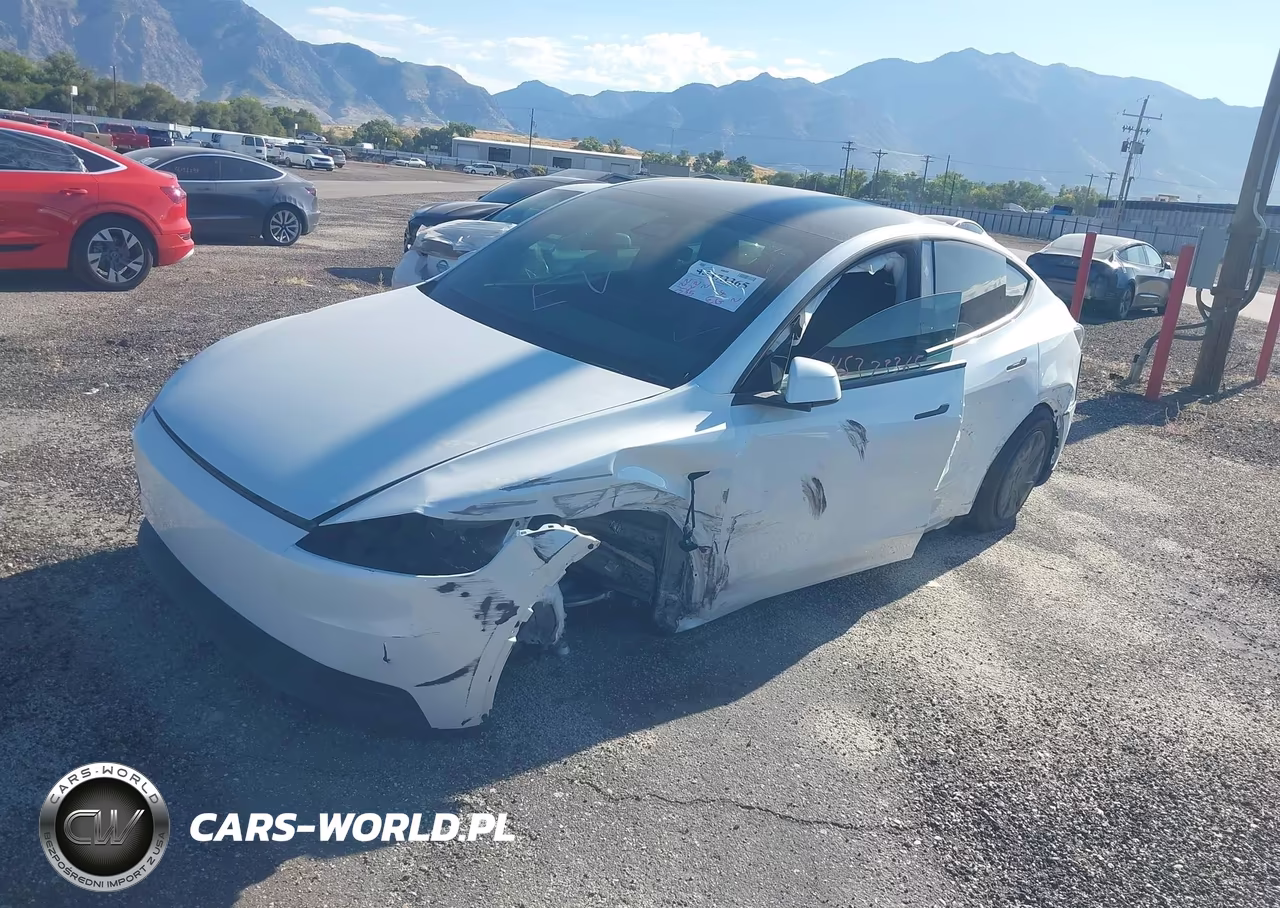 2026 Tesla Model Y All-Wheel Drive-Long Range Launch Series-Premium All-Wheel Drive VIN:7SAYGDEEXTA662135 - 2
