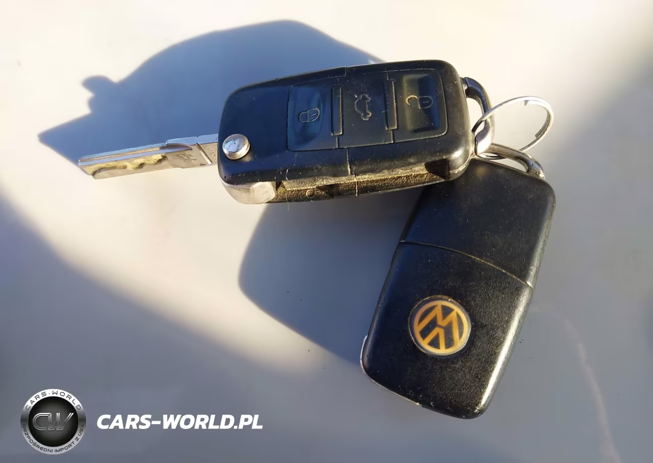 2010 Volkswagen Gti 4-Door VIN:WVWHV7AJ5AW176092 - 11