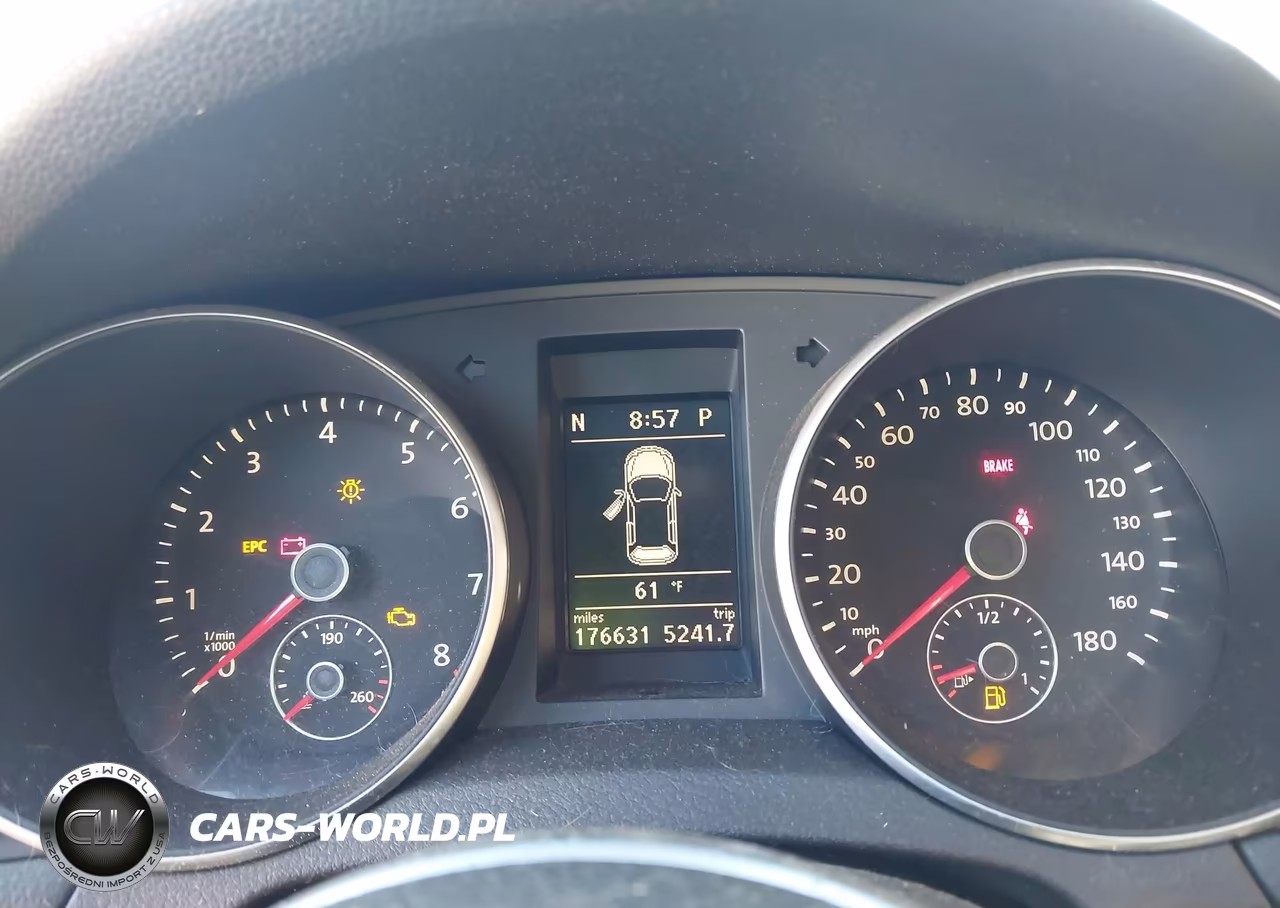 2010 Volkswagen Gti 4-Door VIN:WVWHV7AJ5AW176092 - 7