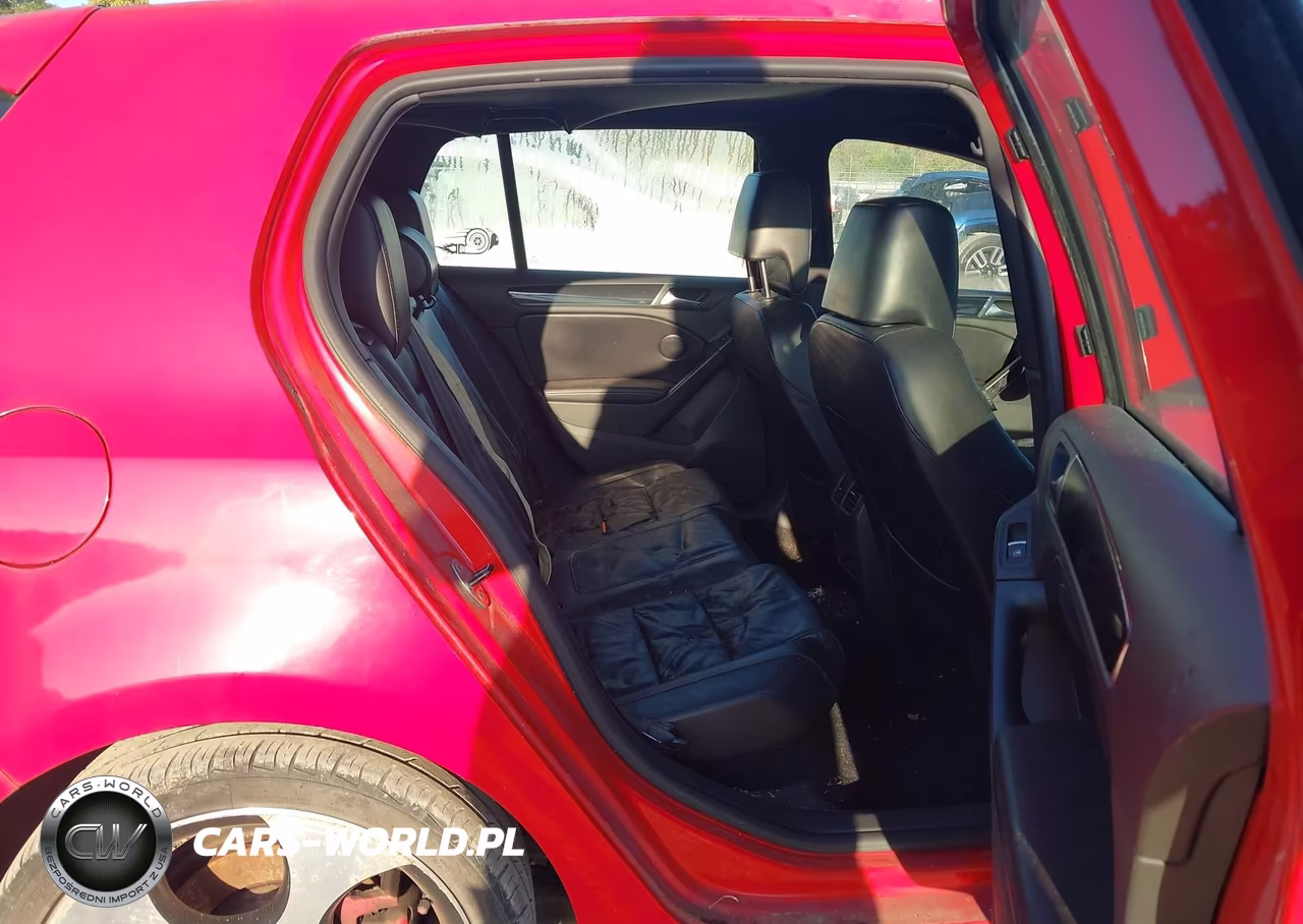 2010 Volkswagen Gti 4-Door VIN:WVWHV7AJ5AW176092 - 8