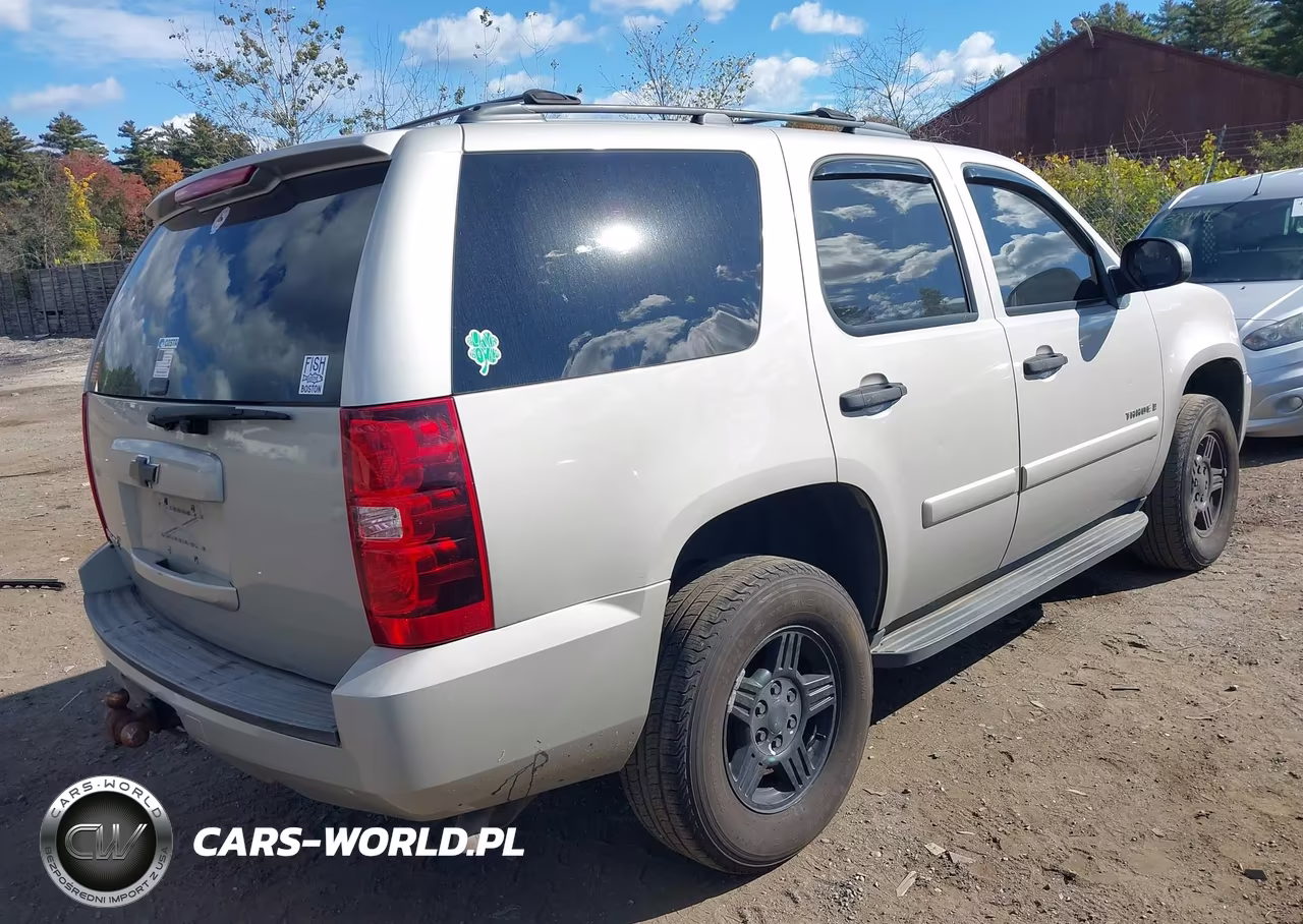 2008 Chevrolet Tahoe Ls VIN:1GNFK13098J179884 - 4