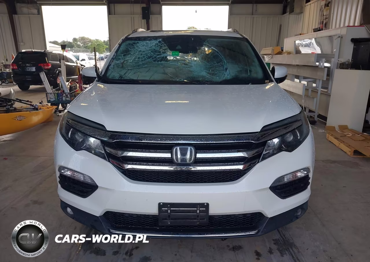 2017 Honda Pilot Touring VIN:5FNYF6H95HB092632 - 12